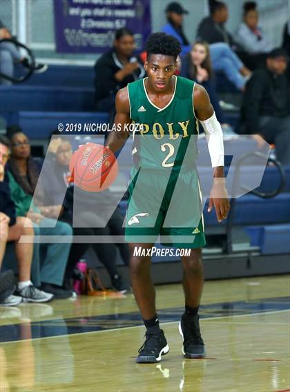 Thumbnail 1 in Long Beach Poly vs. Windward (St. John Bosco-Gahr Classic) photogallery.