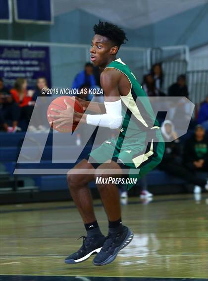 Thumbnail 1 in Long Beach Poly vs. Windward (St. John Bosco-Gahr Classic) photogallery.