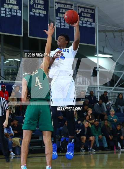 Thumbnail 1 in Long Beach Poly vs. Windward (St. John Bosco-Gahr Classic) photogallery.