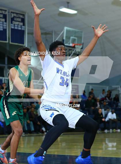 Thumbnail 1 in Long Beach Poly vs. Windward (St. John Bosco-Gahr Classic) photogallery.