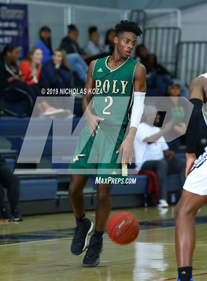 Thumbnail 3 in Long Beach Poly vs. Windward (St. John Bosco-Gahr Classic) photogallery.