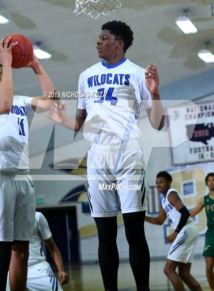 Thumbnail 1 in Long Beach Poly vs. Windward (St. John Bosco-Gahr Classic) photogallery.