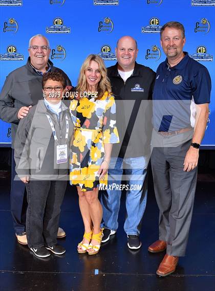Thumbnail 1 in Temescal Canyon and Sierra Vista (CIF SS DIV 2AA Cheerleading Award Photos) photogallery.
