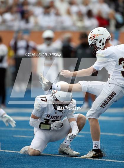 Thumbnail 2 in Rigby vs. Eagle (IHSAA 6A Final) photogallery.
