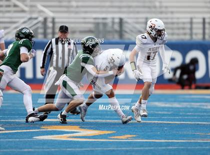Thumbnail 3 in Rigby vs. Eagle (IHSAA 6A Final) photogallery.