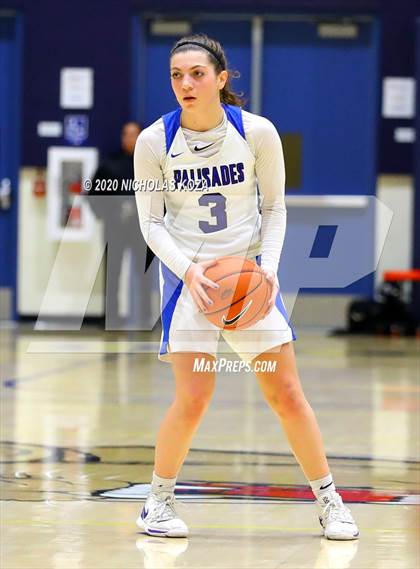 Thumbnail 2 in Palisades vs. Hamilton (CIF LA City Open Finals) photogallery.