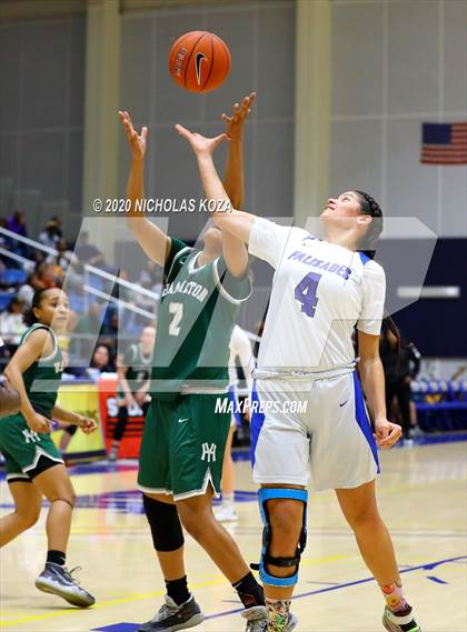 Thumbnail 3 in Palisades vs. Hamilton (CIF LA City Open Finals) photogallery.