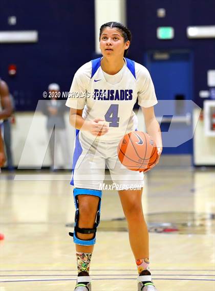 Thumbnail 2 in Palisades vs. Hamilton (CIF LA City Open Finals) photogallery.