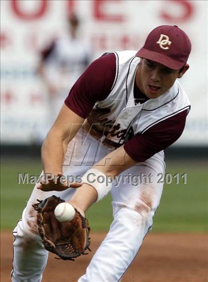 Thumbnail 2 in Davis County vs Gilbert (Class 2A Final) photogallery.