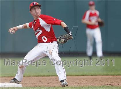 Thumbnail 3 in Davis County vs Gilbert (Class 2A Final) photogallery.