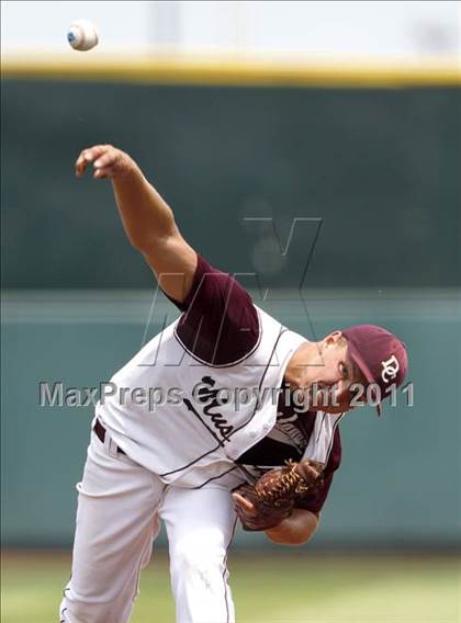 Thumbnail 2 in Davis County vs Gilbert (Class 2A Final) photogallery.