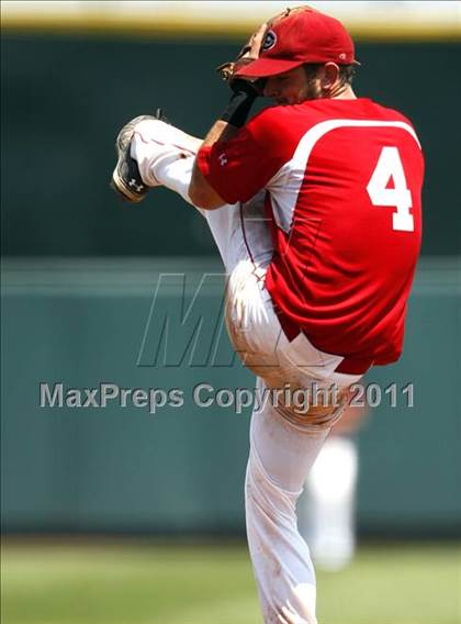 Thumbnail 3 in Davis County vs Gilbert (Class 2A Final) photogallery.