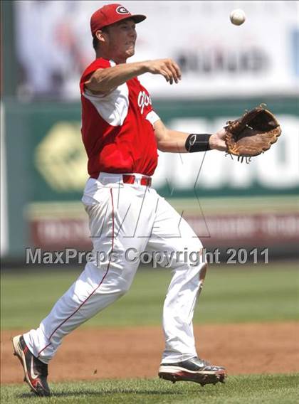 Thumbnail 3 in Davis County vs Gilbert (Class 2A Final) photogallery.