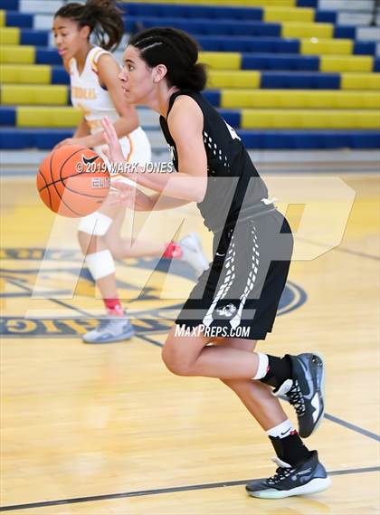 Thumbnail 3 in Fremont vs. Cathedral Catholic (Nike Tournament of Champions) photogallery.