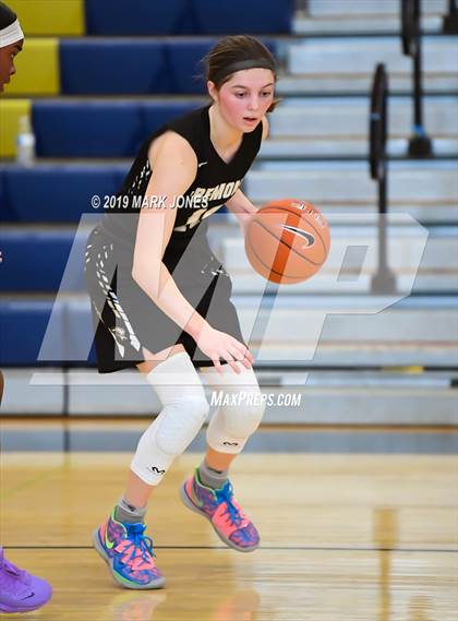 Thumbnail 3 in Fremont vs. Cathedral Catholic (Nike Tournament of Champions) photogallery.