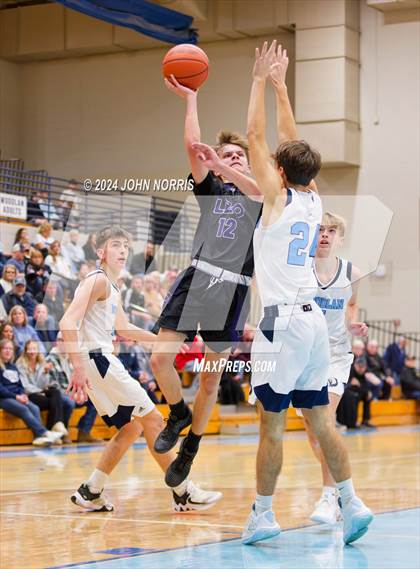 Thumbnail 2 in Leo @ Woodlan photogallery.