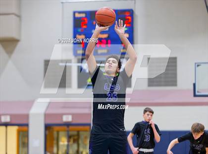 Thumbnail 2 in Leo @ Woodlan photogallery.