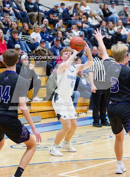 Thumbnail 3 in Leo @ Woodlan photogallery.