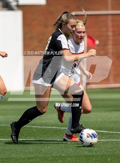 Thumbnail 2 in Wheatmore vs. Manteo (NCHSAA 2A Final) photogallery.