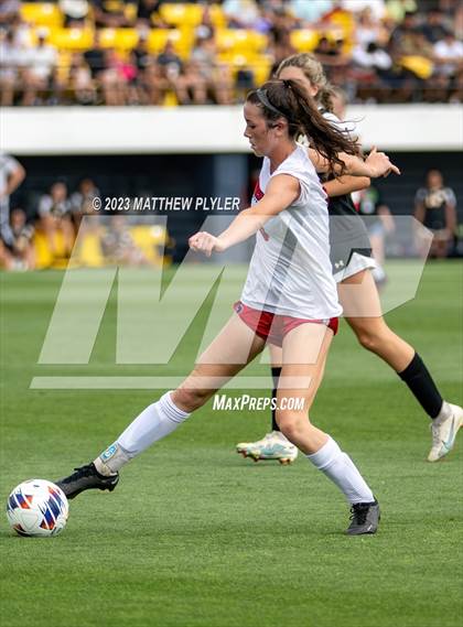 Thumbnail 2 in Wheatmore vs. Manteo (NCHSAA 2A Final) photogallery.