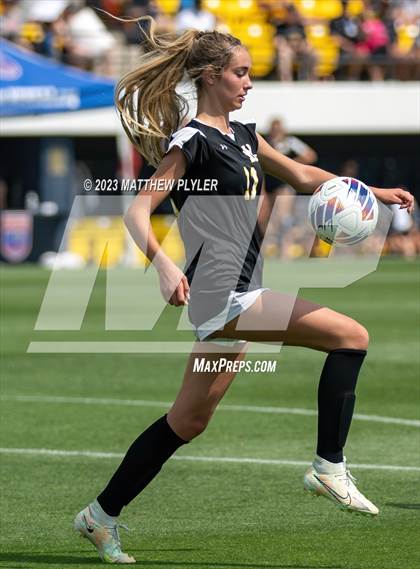 Thumbnail 3 in Wheatmore vs. Manteo (NCHSAA 2A Final) photogallery.