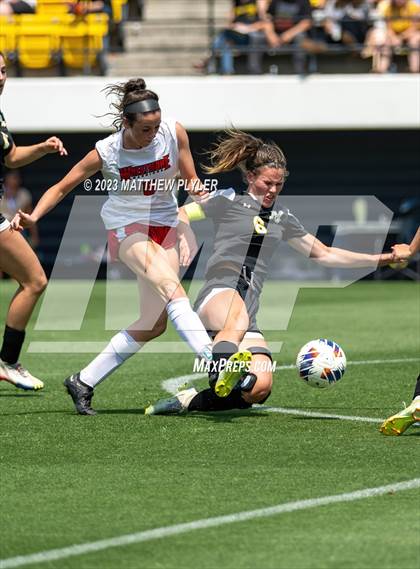 Thumbnail 1 in Wheatmore vs. Manteo (NCHSAA 2A Final) photogallery.