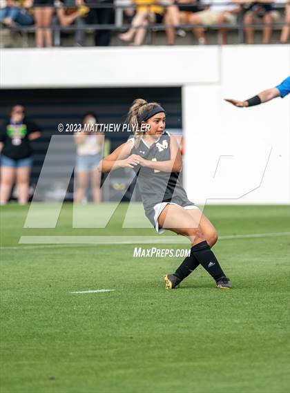 Thumbnail 2 in Wheatmore vs. Manteo (NCHSAA 2A Final) photogallery.