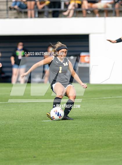 Thumbnail 2 in Wheatmore vs. Manteo (NCHSAA 2A Final) photogallery.