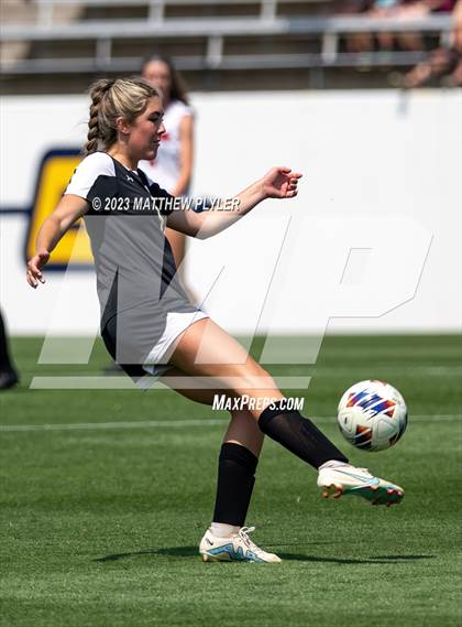 Thumbnail 3 in Wheatmore vs. Manteo (NCHSAA 2A Final) photogallery.