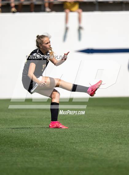 Thumbnail 3 in Wheatmore vs. Manteo (NCHSAA 2A Final) photogallery.