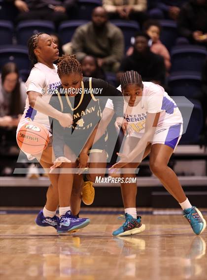 Thumbnail 1 in Neumann-Goretti vs. Audenried (PIAA District 12 Class 4A Championship) photogallery.