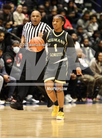 Thumbnail 2 in Neumann-Goretti vs. Audenried (PIAA District 12 Class 4A Championship) photogallery.