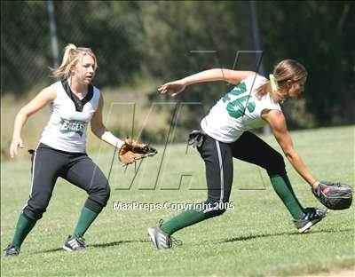 Thumbnail 3 in Oak Ridge vs El Camino (Sec. Playoff) photogallery.