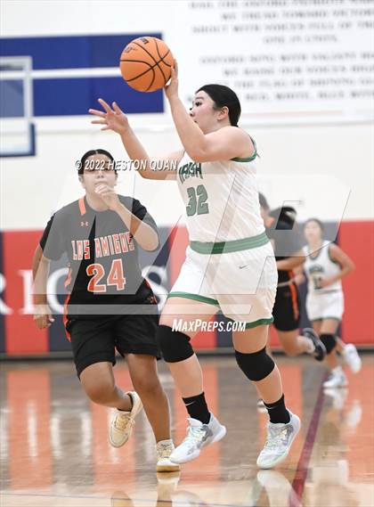 Thumbnail 2 in Los Amigos vs. Kennedy (Oxford Tournament) photogallery.