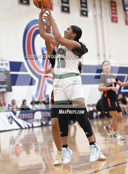 Thumbnail 3 in Los Amigos vs. Kennedy (Oxford Tournament) photogallery.
