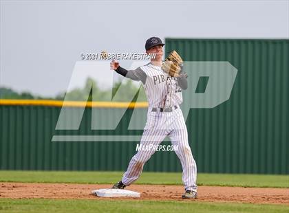 Thumbnail 2 in Crandall vs. Forney photogallery.