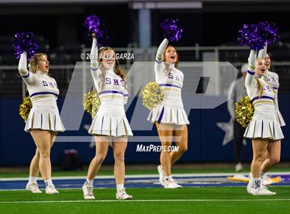 Thumbnail 2 in Shiner @ Muenster (UIL 2A Division II Football Final) photogallery.