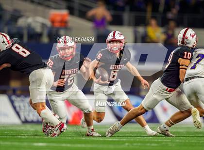Thumbnail 1 in Shiner @ Muenster (UIL 2A Division II Football Final) photogallery.
