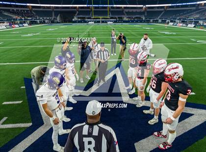 Thumbnail 1 in Shiner @ Muenster (UIL 2A Division II Football Final) photogallery.