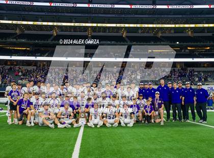Thumbnail 2 in Shiner @ Muenster (UIL 2A Division II Football Final) photogallery.