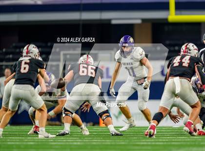 Thumbnail 3 in Shiner @ Muenster (UIL 2A Division II Football Final) photogallery.