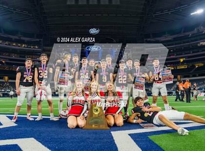 Thumbnail 2 in Shiner @ Muenster (UIL 2A Division II Football Final) photogallery.