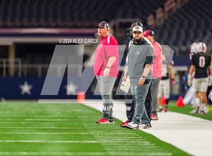 Thumbnail 1 in Shiner @ Muenster (UIL 2A Division II Football Final) photogallery.