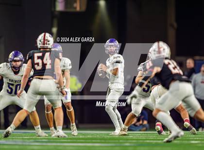 Thumbnail 1 in Shiner @ Muenster (UIL 2A Division II Football Final) photogallery.
