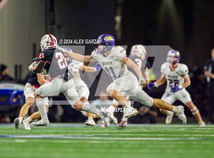 Thumbnail 3 in Shiner @ Muenster (UIL 2A Division II Football Final) photogallery.