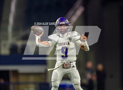 Thumbnail 3 in Shiner @ Muenster (UIL 2A Division II Football Final) photogallery.