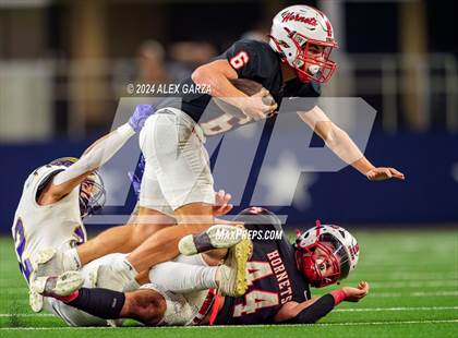 Thumbnail 1 in Shiner @ Muenster (UIL 2A Division II Football Final) photogallery.