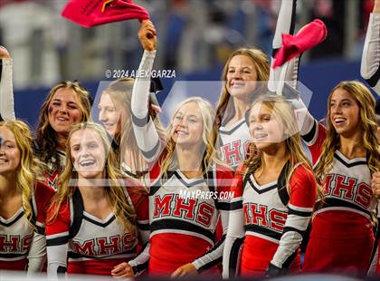 Thumbnail 3 in Shiner @ Muenster (UIL 2A Division II Football Final) photogallery.