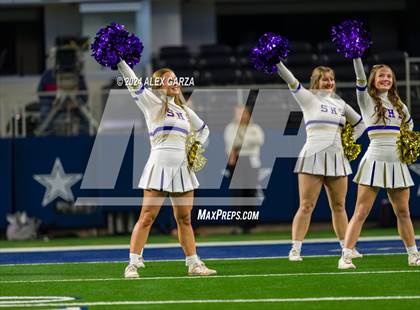 Thumbnail 3 in Shiner @ Muenster (UIL 2A Division II Football Final) photogallery.
