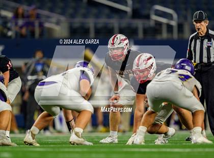 Thumbnail 3 in Shiner @ Muenster (UIL 2A Division II Football Final) photogallery.